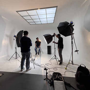 Behind The Scene (3)